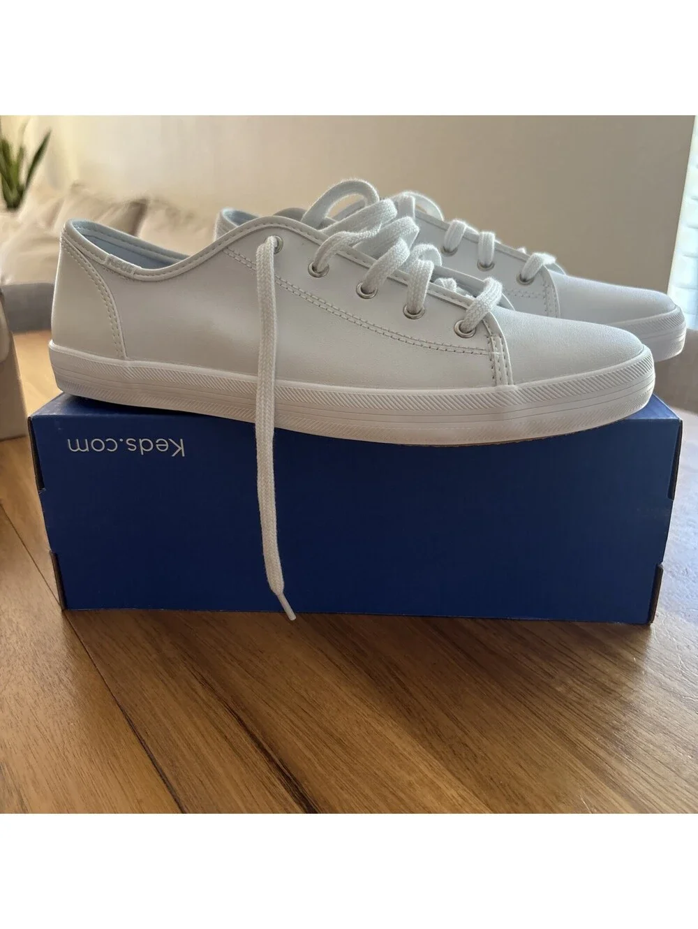 Keds Kids Kickstart Core Lace Up White Leather NEW Size 6M EU38 Fits A 7.5 Women